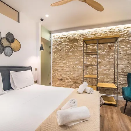 Curcumelli Luxury - πινια Apartment