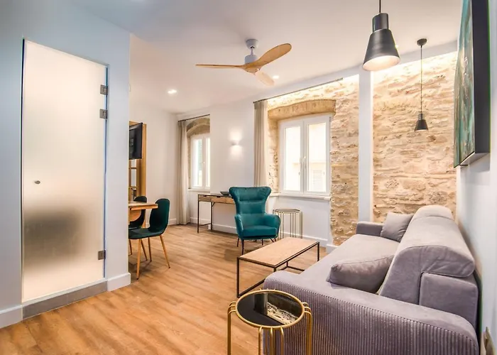 Curcumelli Luxury - Pinia Apartamento *